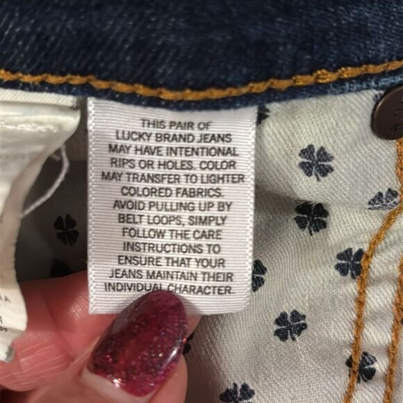 Lucky brand Sweet N Low bootcut jeans. Size 6/28. - Picture 8 of 12